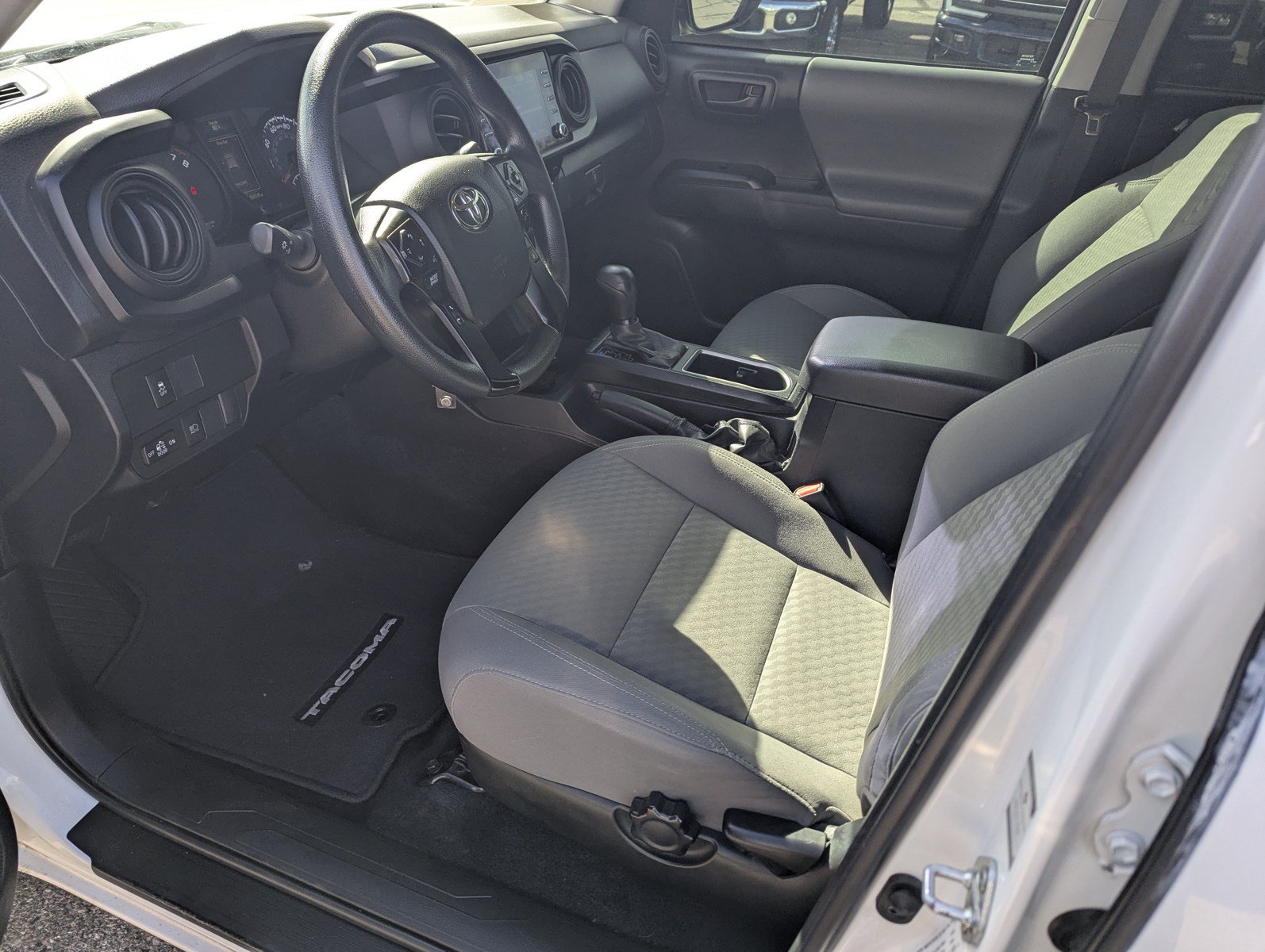 Used 2023 Toyota Tacoma SR AWD/4WD image 10