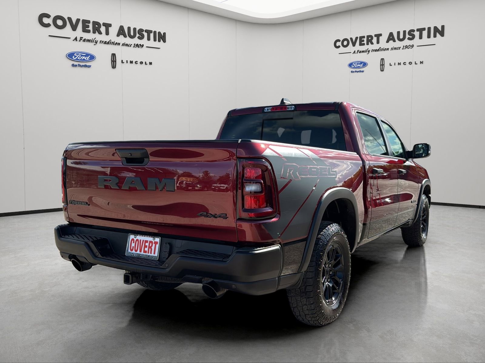 Used 2025 RAM 1500 Rebel w/ Rebel Level 1 Equipment Group AWD/4WD image 5
