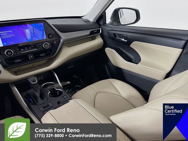 Used 2023 Toyota Highlander XLE image 27