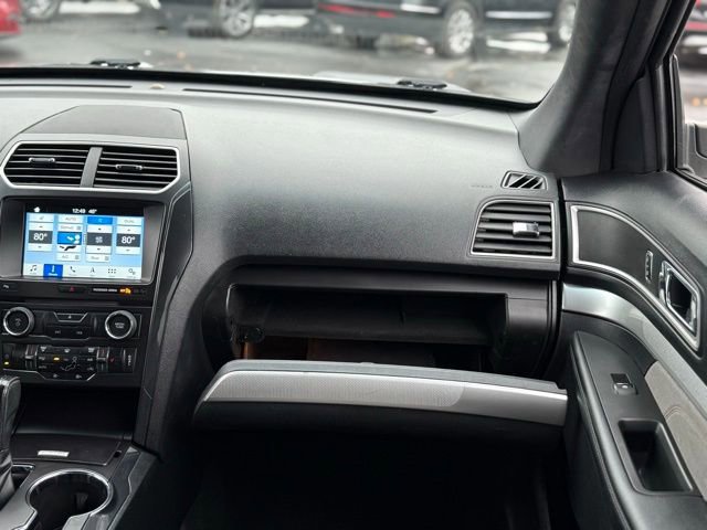 Certified 2017 Ford Explorer XLT w/ Equipment Group 202A image 45