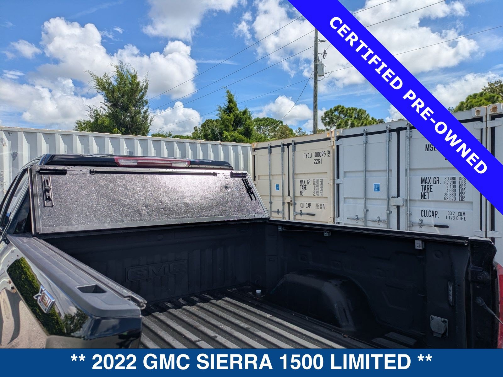 Used 2022 GMC Sierra 1500 SLT w/ SLT Premium Plus Package AWD/4WD image 18