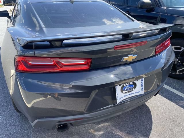 Used 2018 Chevrolet Camaro LT RWD image 6