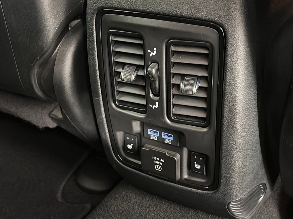 Used 2023 Dodge Durango R/T image 31