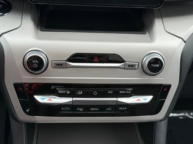 Certified 2023 Ford Explorer XLT w/ Equipment Group 202A image 13