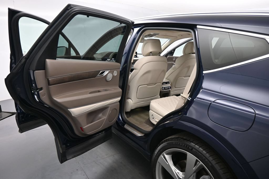 Used 2022 Genesis GV80 3.5T w/ Prestige Package 07 AWD/4WD image 18