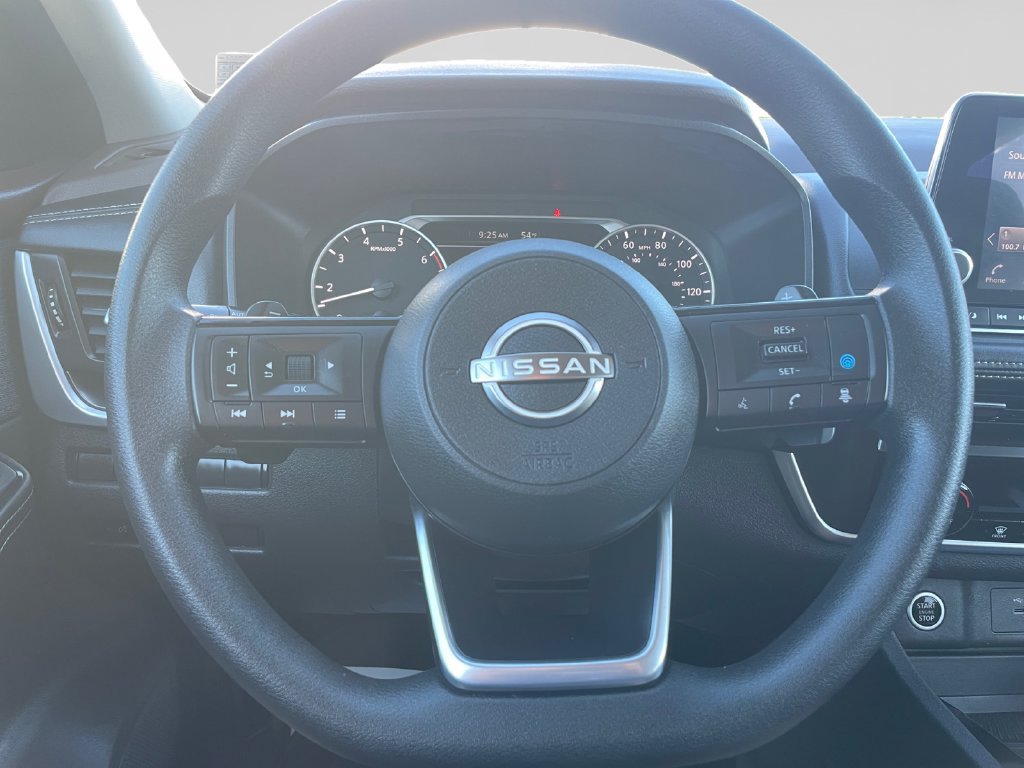 Used 2023 Nissan Rogue SV AWD/4WD image 25