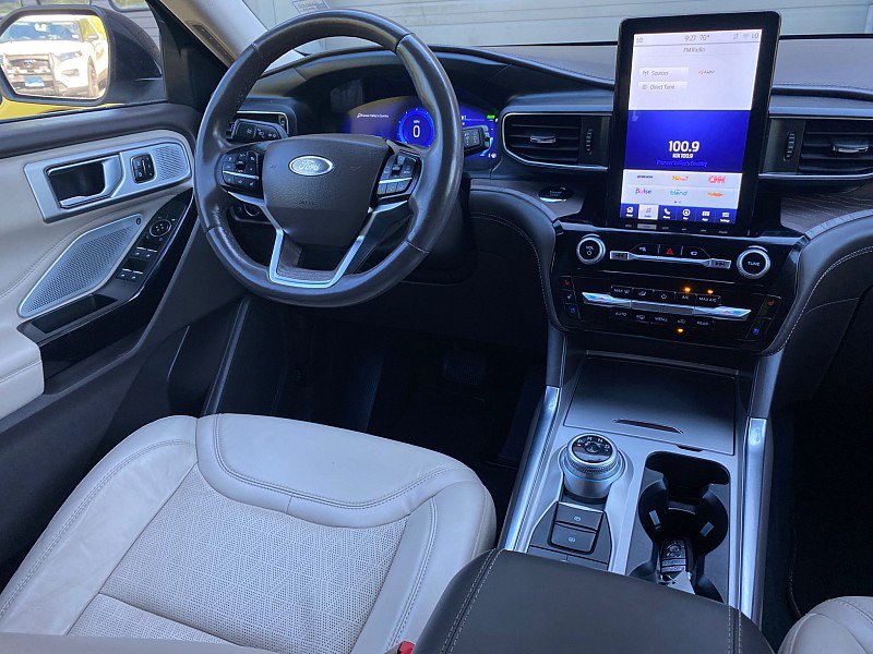 Certified 2023 Ford Explorer Platinum w/ Technology Package AWD/4WD image 20