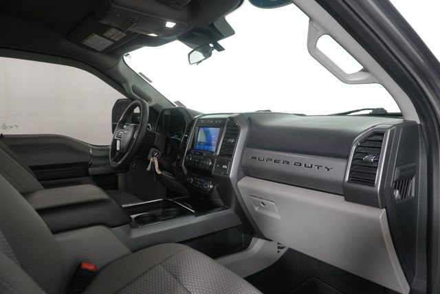 Certified 2020 Ford F250 XLT w/ XLT Premium Package AWD/4WD image 22