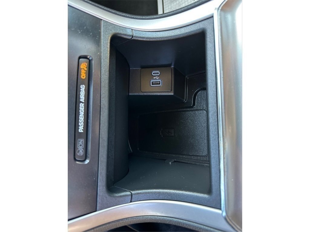 Certified 2022 Ford Edge SEL w/ Convenience Package image 27