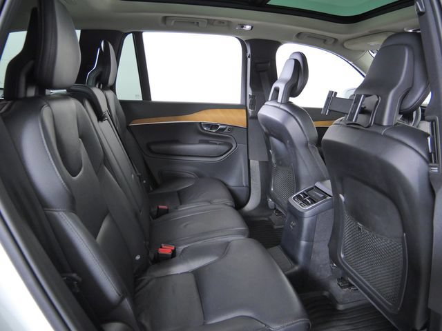 Used 2022 Volvo XC90 T8 Inscription Expression w/ Protection Package Premier AWD/4WD image 14
