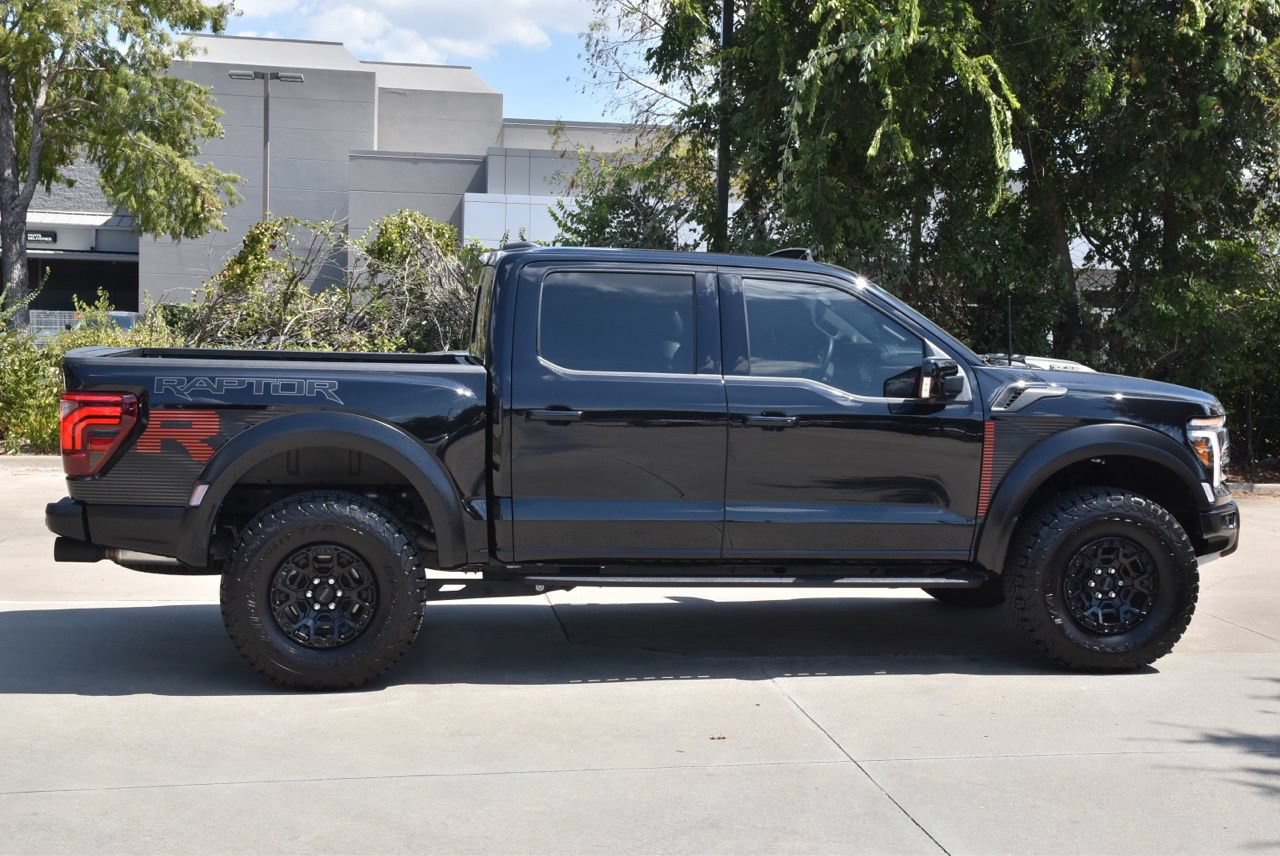Certified 2025 Ford F150 Raptor w/ Equipment Group 803A Raptor R AWD/4WD image 6