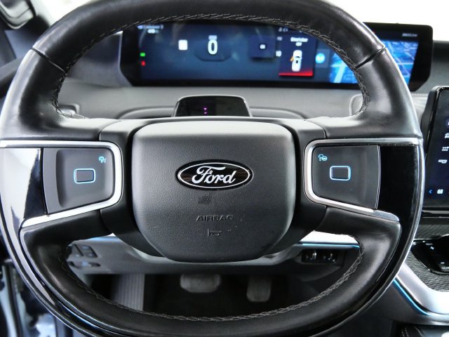 Certified 2025 Ford Expedition Max Platinum w/ Stealth Performance Package AWD/4WD image 25