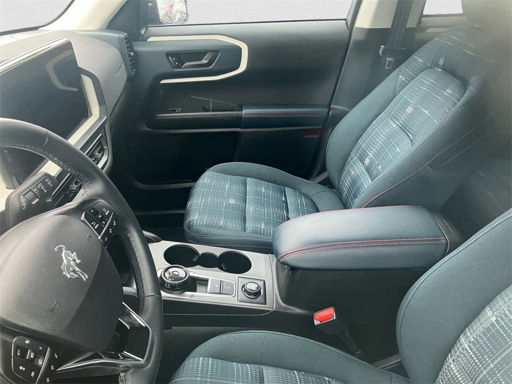 Certified 2025 Ford Bronco Sport Heritage w/ Convenience Package image 5