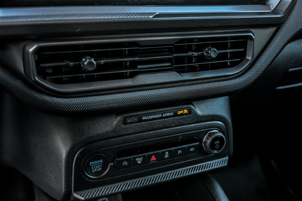 Certified 2025 Ford Bronco Sport Outer Banks w/ Outer Banks Tech Package+ AWD/4WD image 22