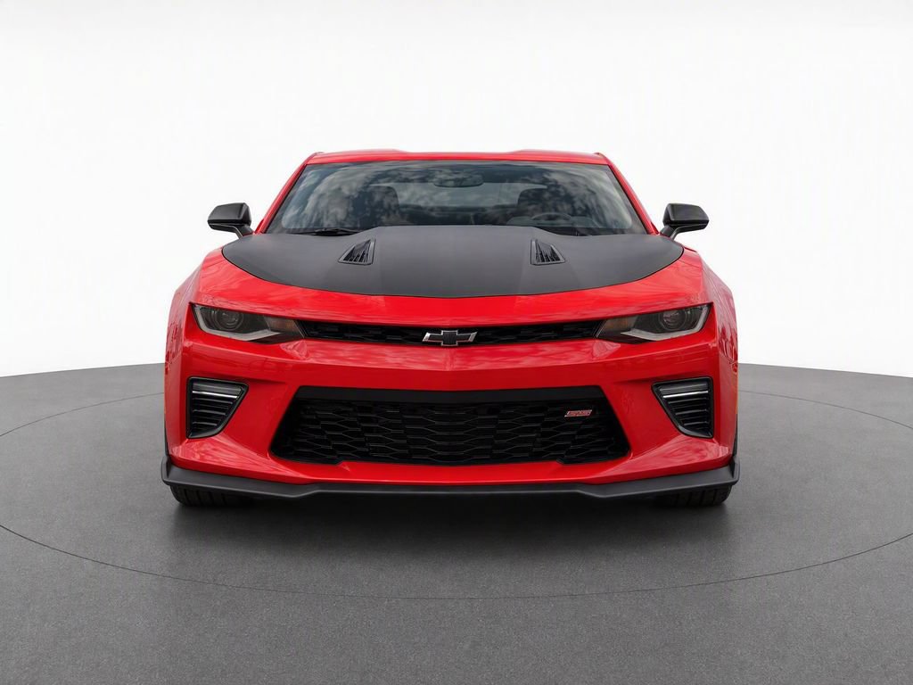 Used 2018 Chevrolet Camaro SS RWD image 10