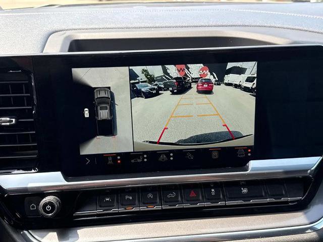 Used 2024 Chevrolet Silverado 1500 High Country w/ Technology Package image 32