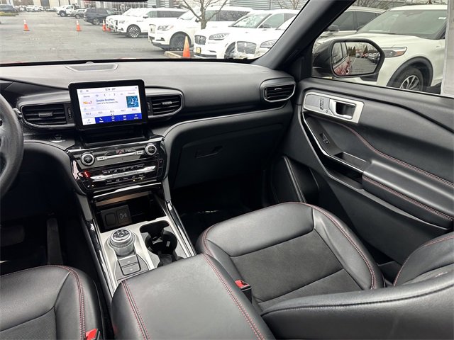 Certified 2022 Ford Explorer ST-Line image 17