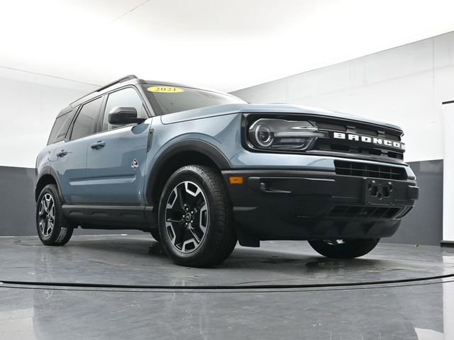Certified 2021 Ford Bronco Sport Outer Banks AWD/4WD image 28