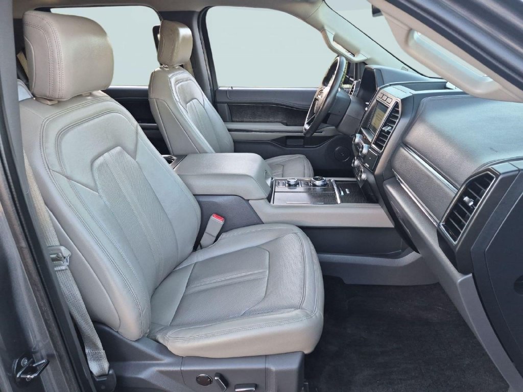 Certified 2018 Ford Expedition Limited AWD/4WD image 28