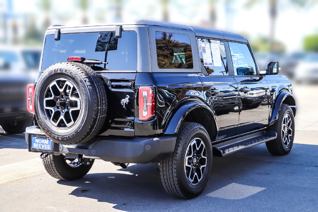 Certified 2025 Ford Bronco Outer Banks AWD/4WD image 9