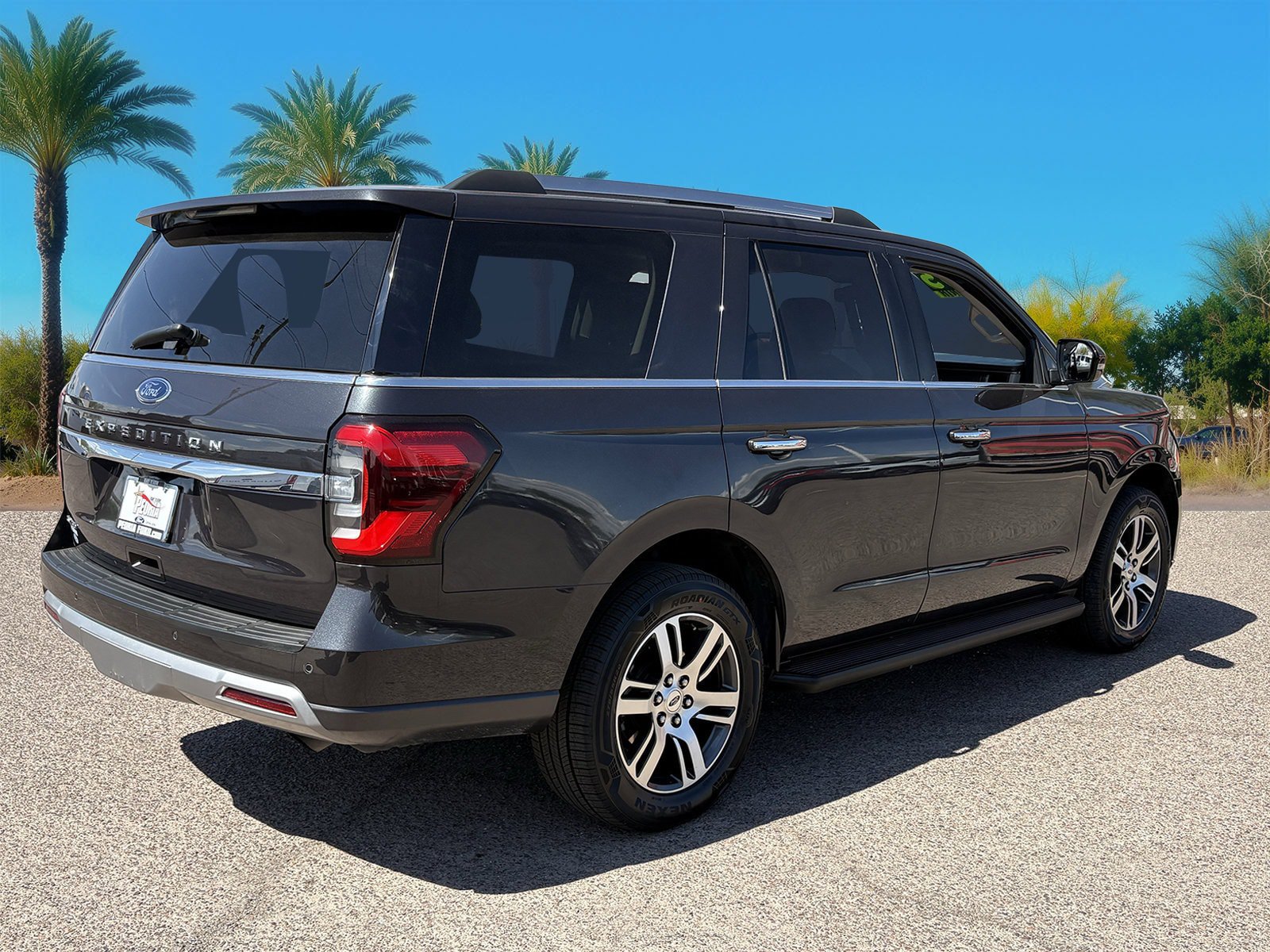Certified 2024 Ford Expedition Limited RWD image 6