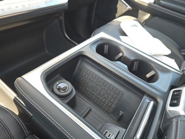 Certified 2025 Ford Expedition Platinum AWD/4WD image 20