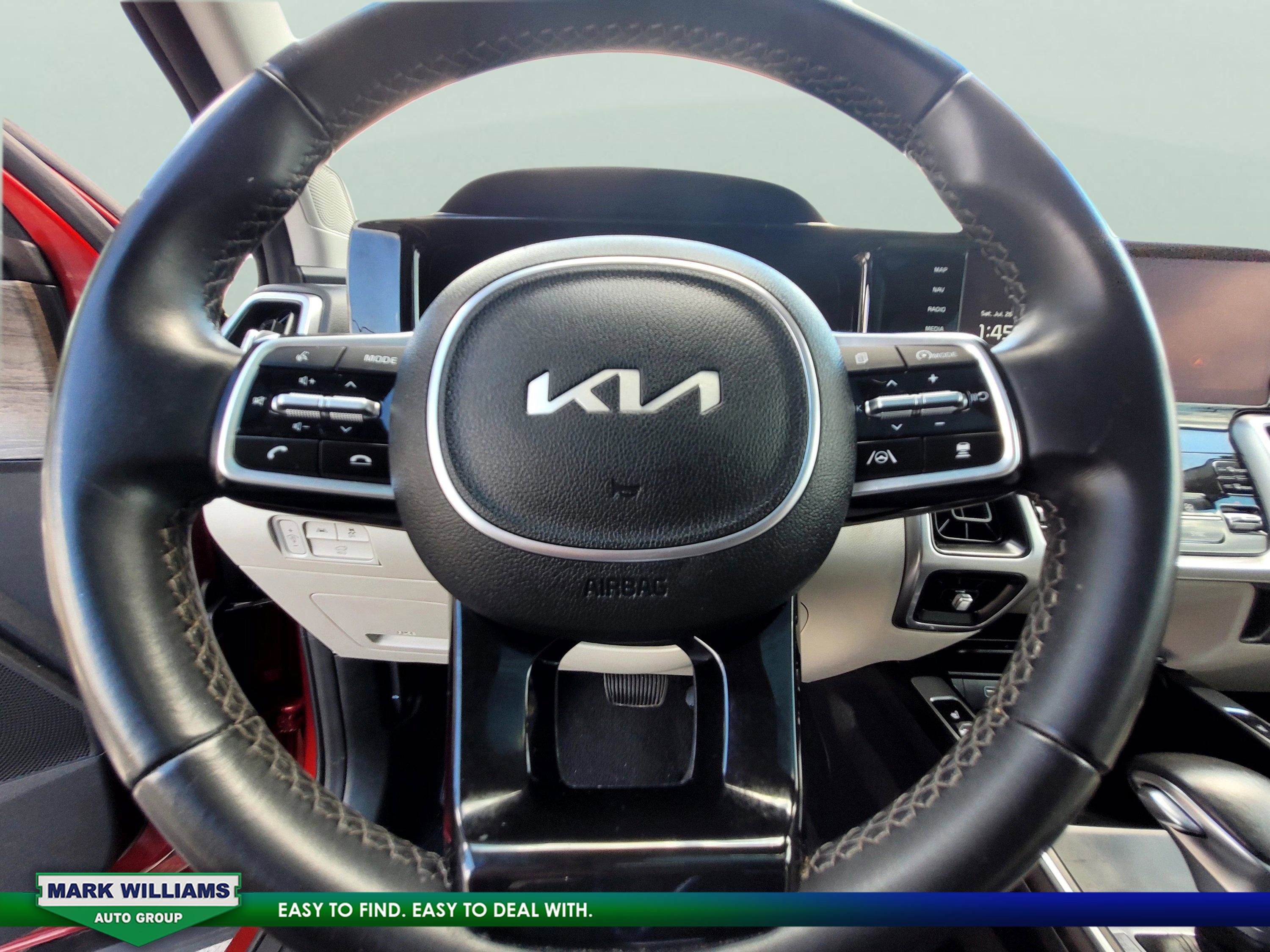 Used 2023 Kia Sorento EX w/ Panoramic Sunroof Package image 15