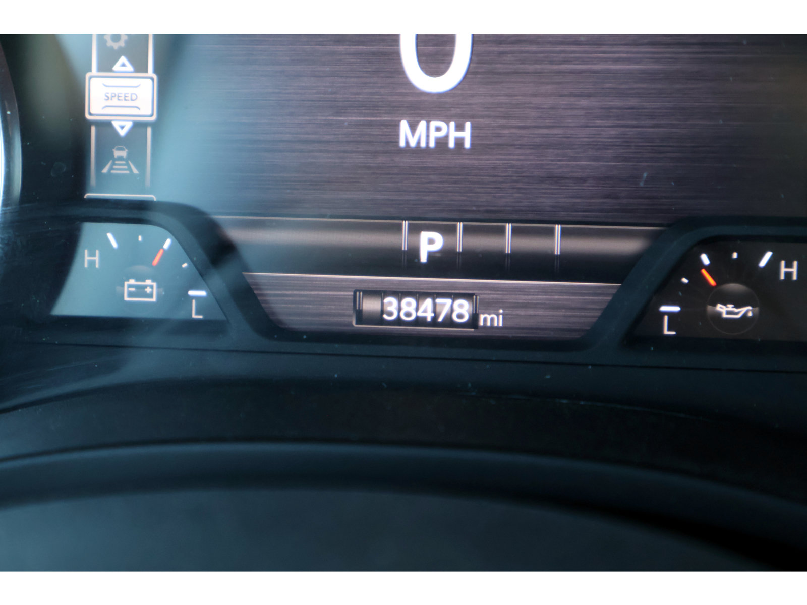 Used 2025 RAM 1500 Laramie w/ Sport Appearance Package AWD/4WD image 32