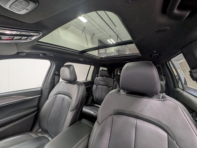 Used 2026 Jeep Grand Cherokee L Limited AWD/4WD image 13