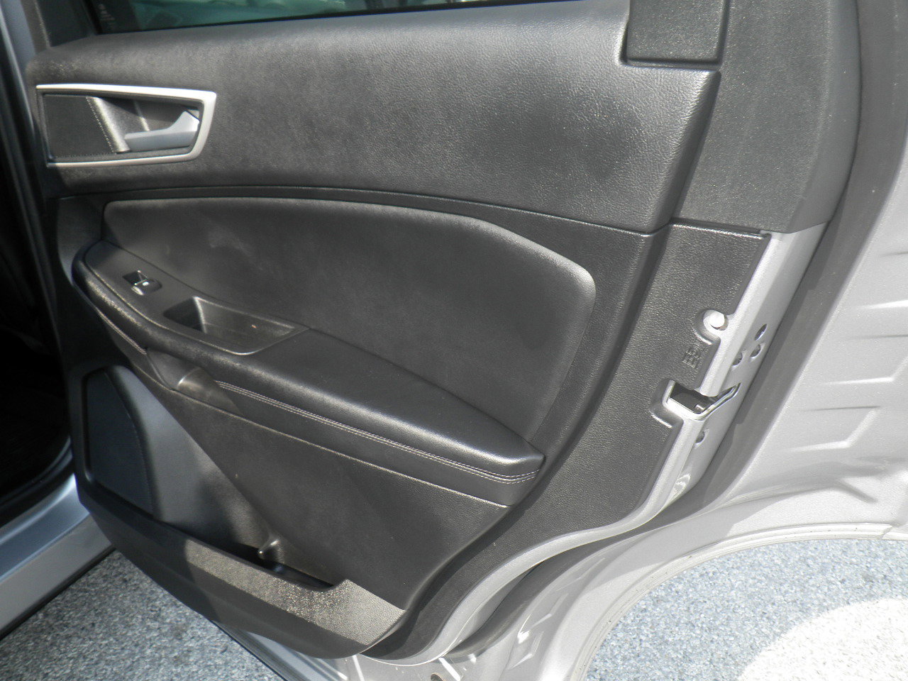 Certified 2024 Ford Edge SEL image 23