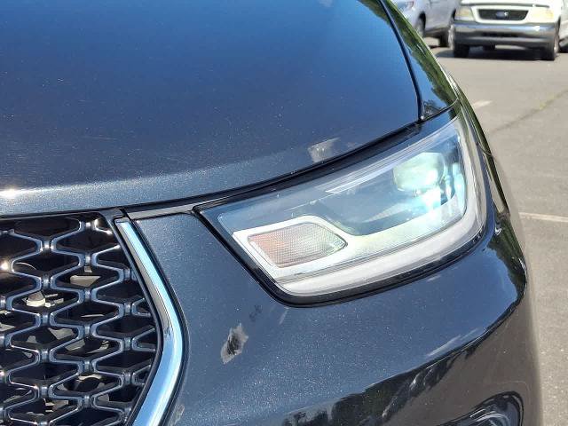 Used 2023 Chrysler Pacifica Touring-L FWD image 30
