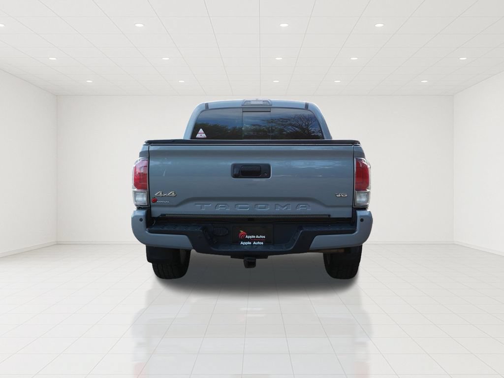 Used 2018 Toyota Tacoma Limited AWD/4WD image 5