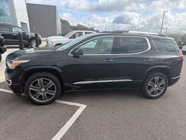 Used 2019 GMC Acadia Denali image 4