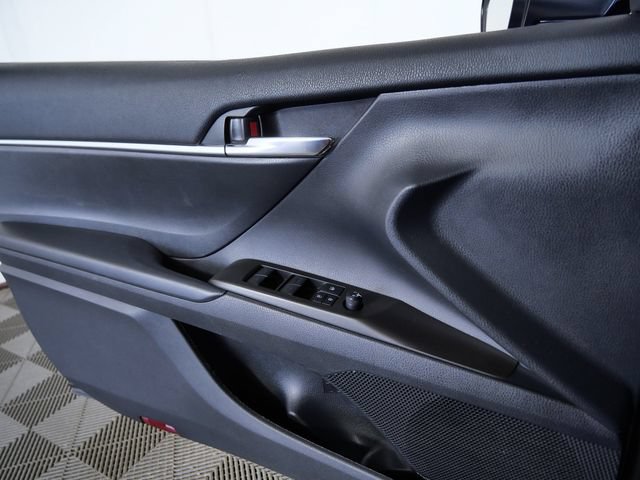 Used 2021 Toyota Camry LE FWD image 26