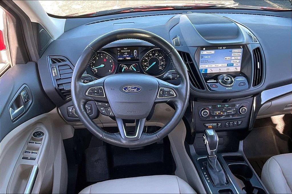 Certified 2019 Ford Escape Titanium AWD/4WD image 4