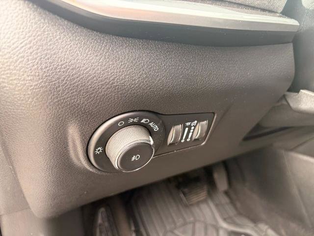 Used 2022 Jeep Compass Latitude w/ Convenience Group image 16