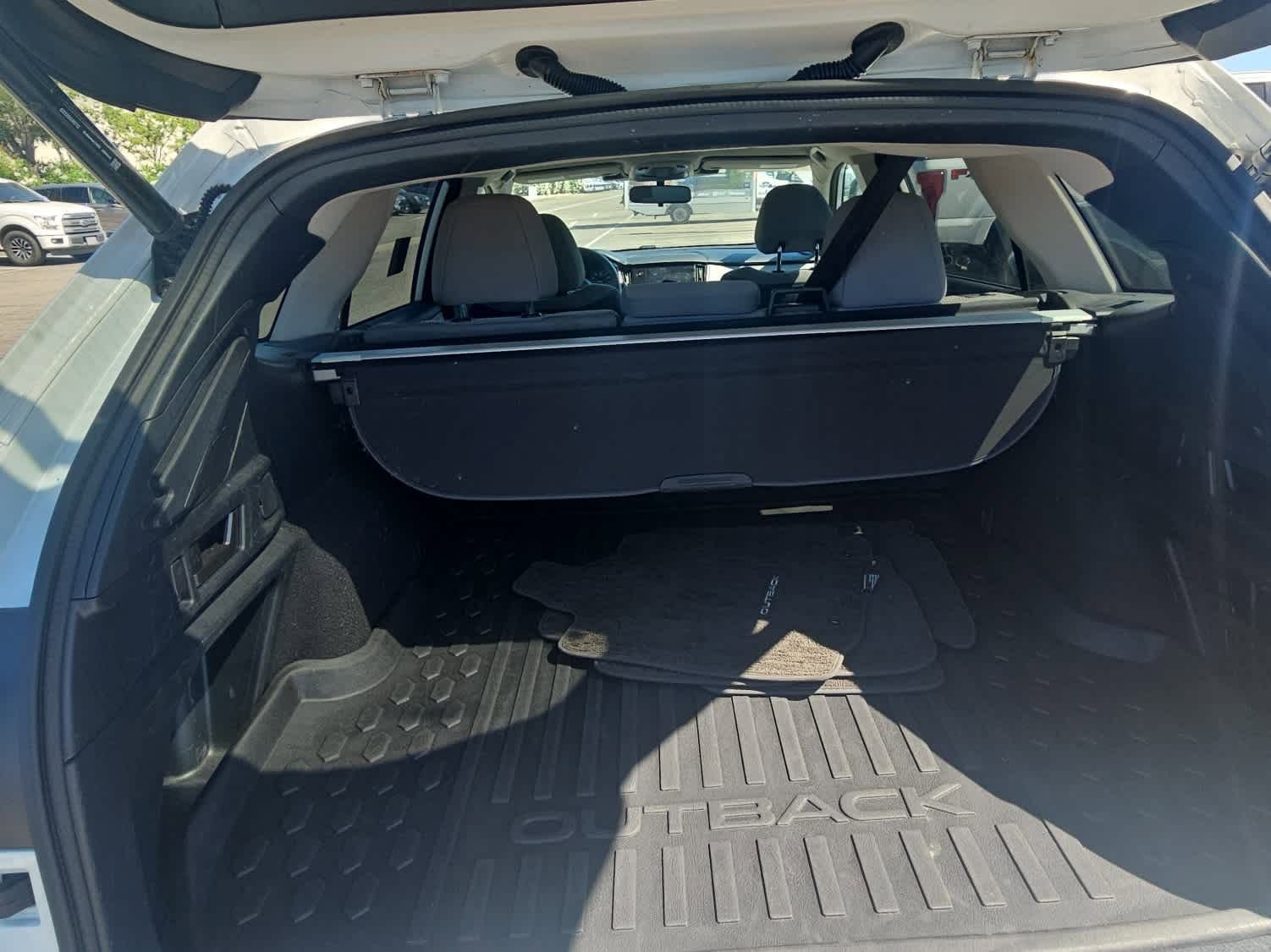 Used 2024 Subaru Outback Premium AWD/4WD image 9