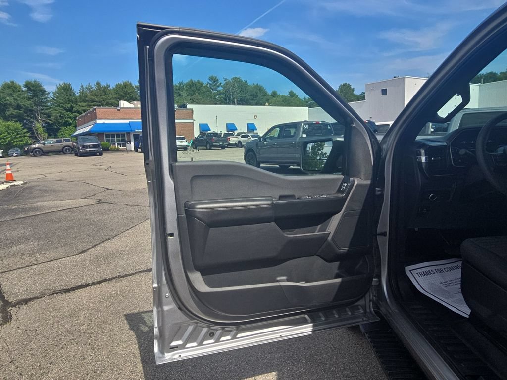 Certified 2022 Ford F150 XL w/ STX Appearance Package AWD/4WD image 5