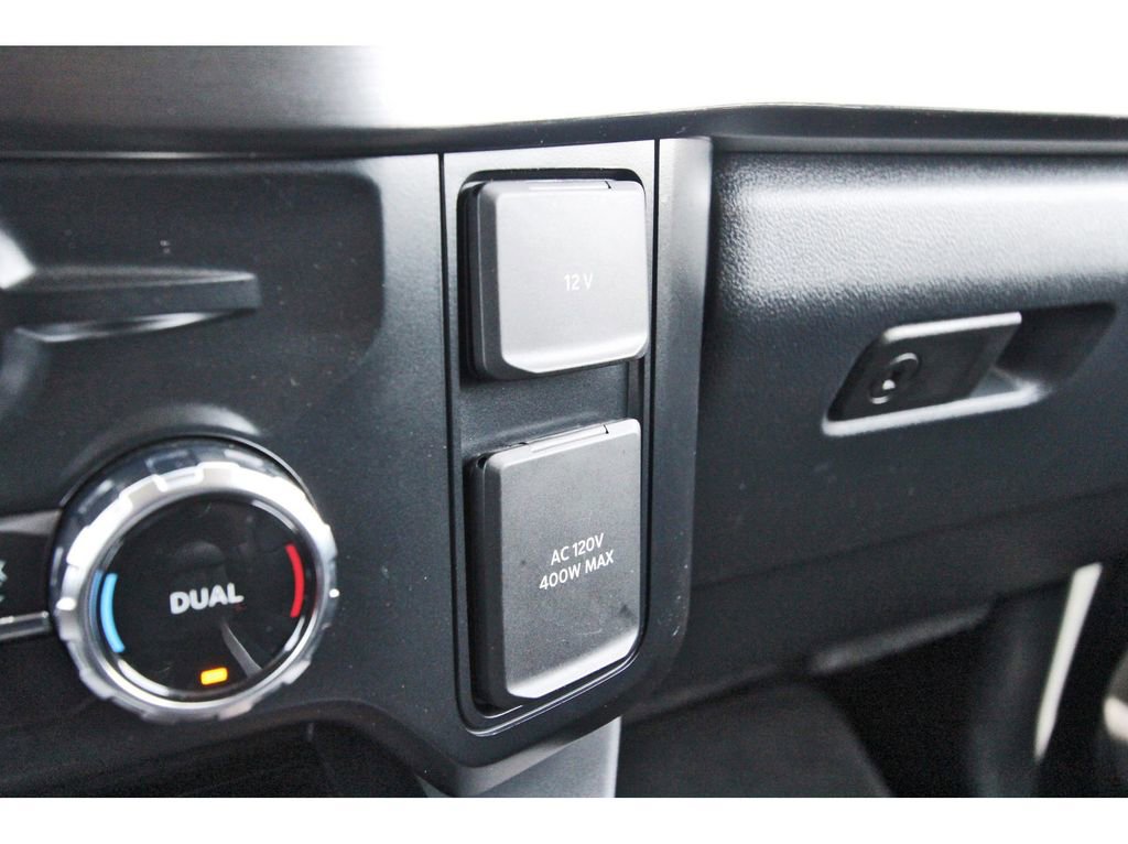 Certified 2024 Ford F350 Lariat w/ Lariat Ultimate Package AWD/4WD image 30