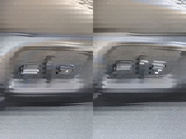 Used 2022 INFINITI Q60 3.0t Luxe w/ Essential Package image 18