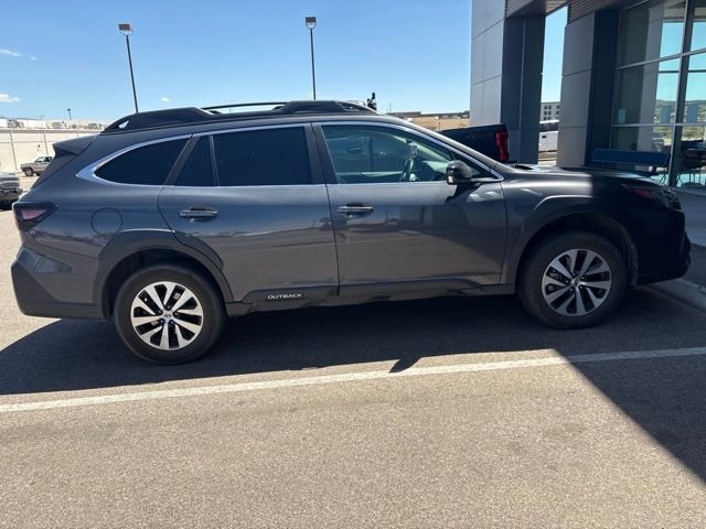 Used 2023 Subaru Outback Premium AWD/4WD image 7