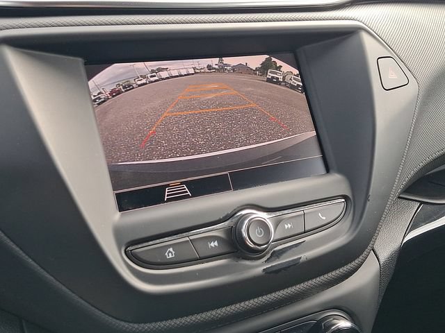 Used 2021 Chevrolet TrailBlazer LT w/ Driver Confidence Package FWD image 17