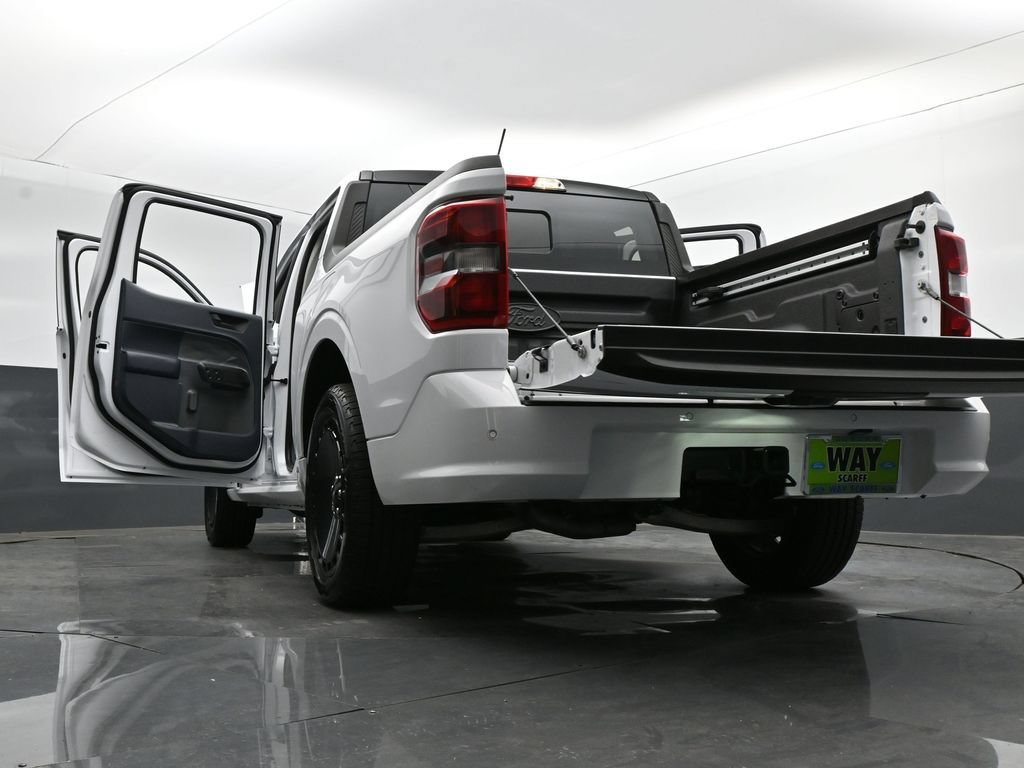 Certified 2025 Ford Maverick Lobo AWD/4WD image 42