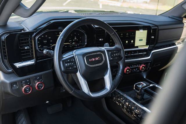 Used 2023 GMC Sierra 1500 Elevation w/ Preferred Package AWD/4WD image 24