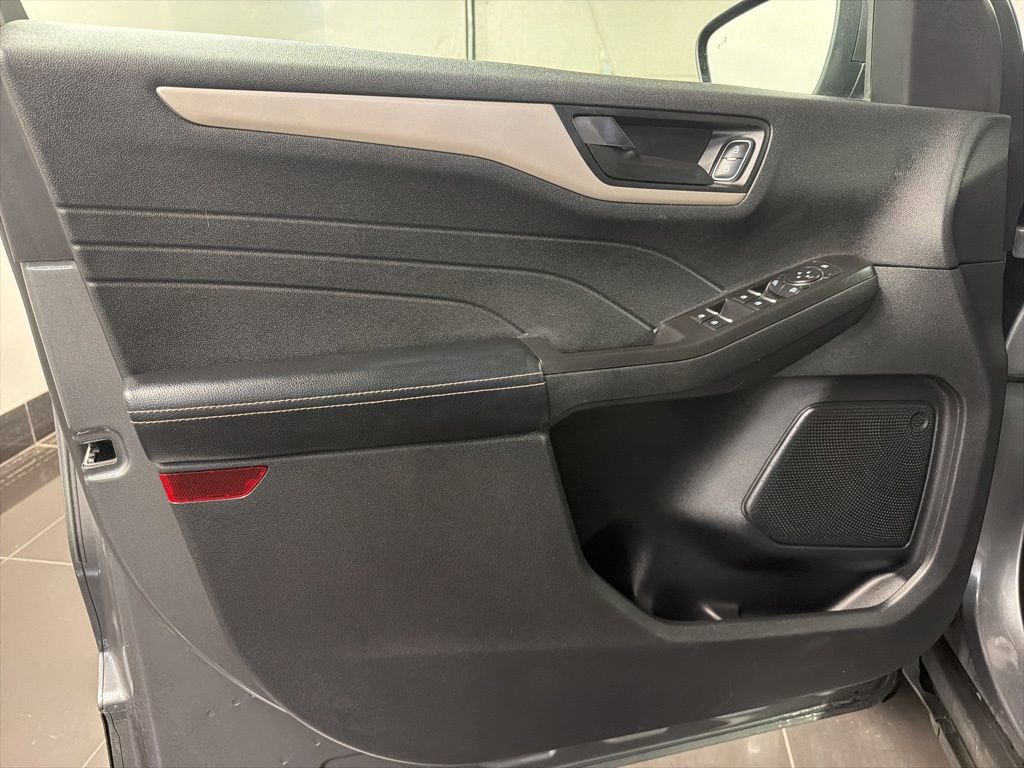 Certified 2022 Ford Escape SE AWD/4WD image 30