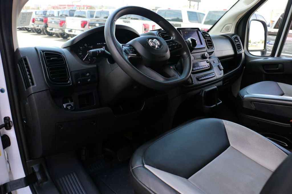 Used 2024 RAM ProMaster 2500 w/ Convenience Group FWD image 14