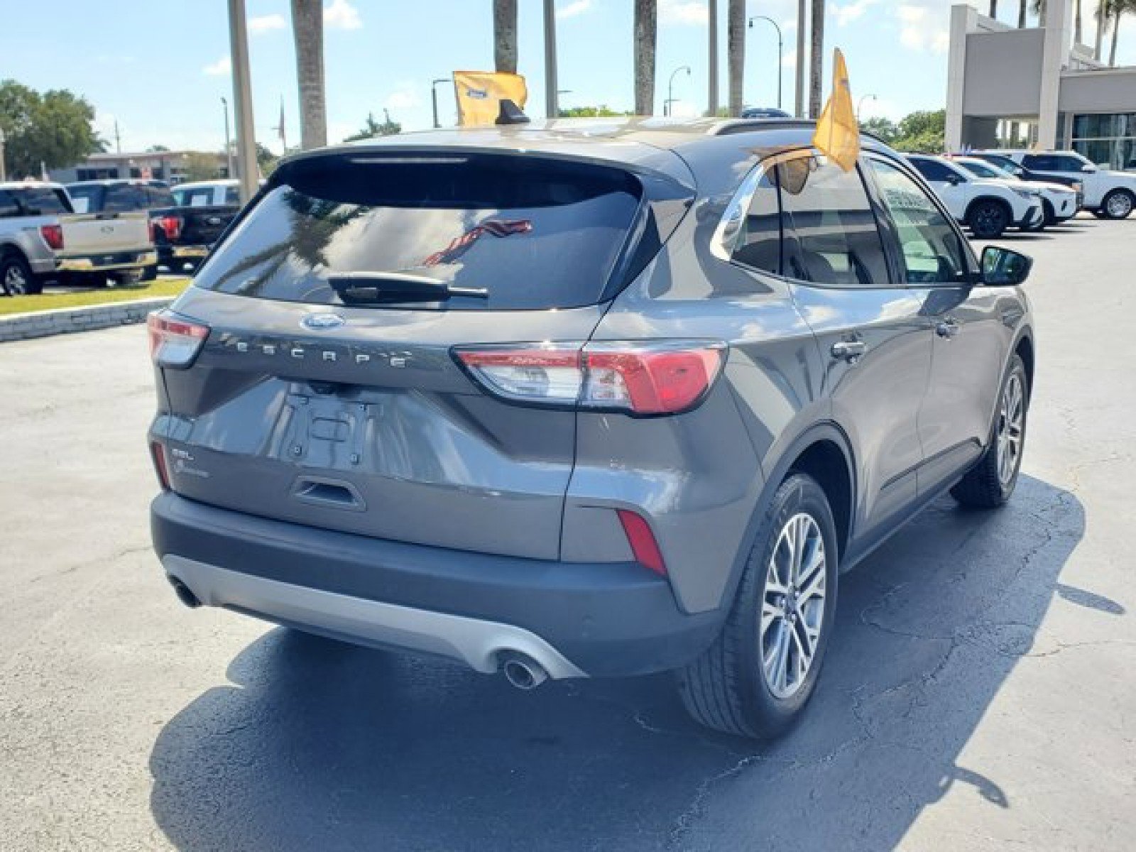 Certified 2022 Ford Escape SEL FWD image 7