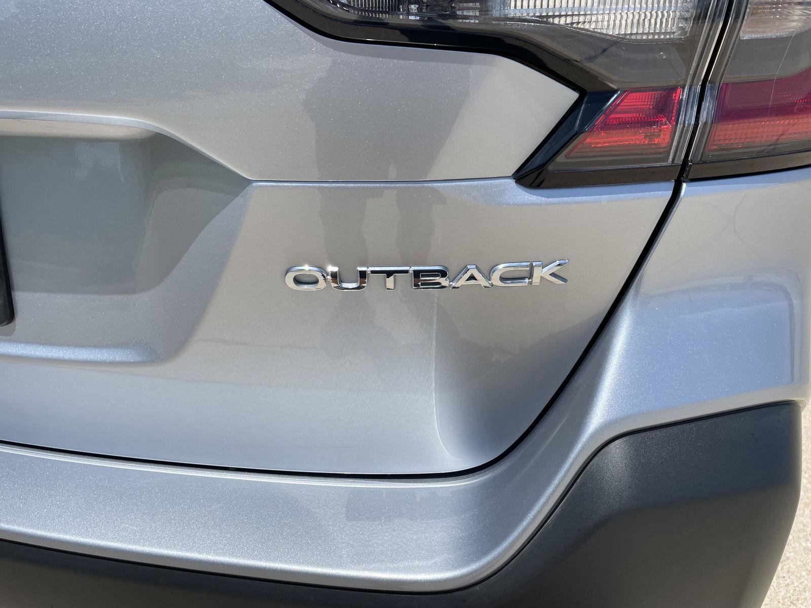 Used 2025 Subaru Outback Premium AWD/4WD image 37
