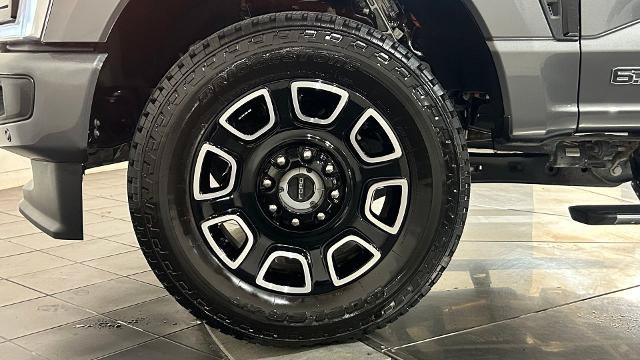 Certified 2026 Ford F250 Platinum w/ FX4 Off-Road Package AWD/4WD image 27