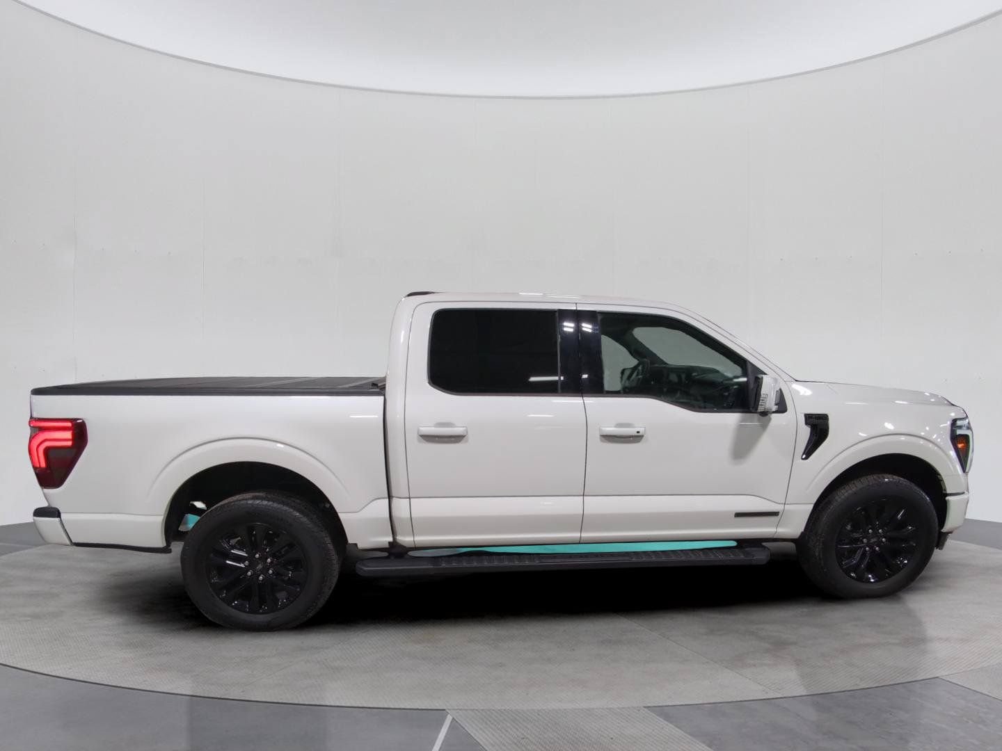 Certified 2024 Ford F150 Lariat w/ Equipment Group 502A High AWD/4WD image 7